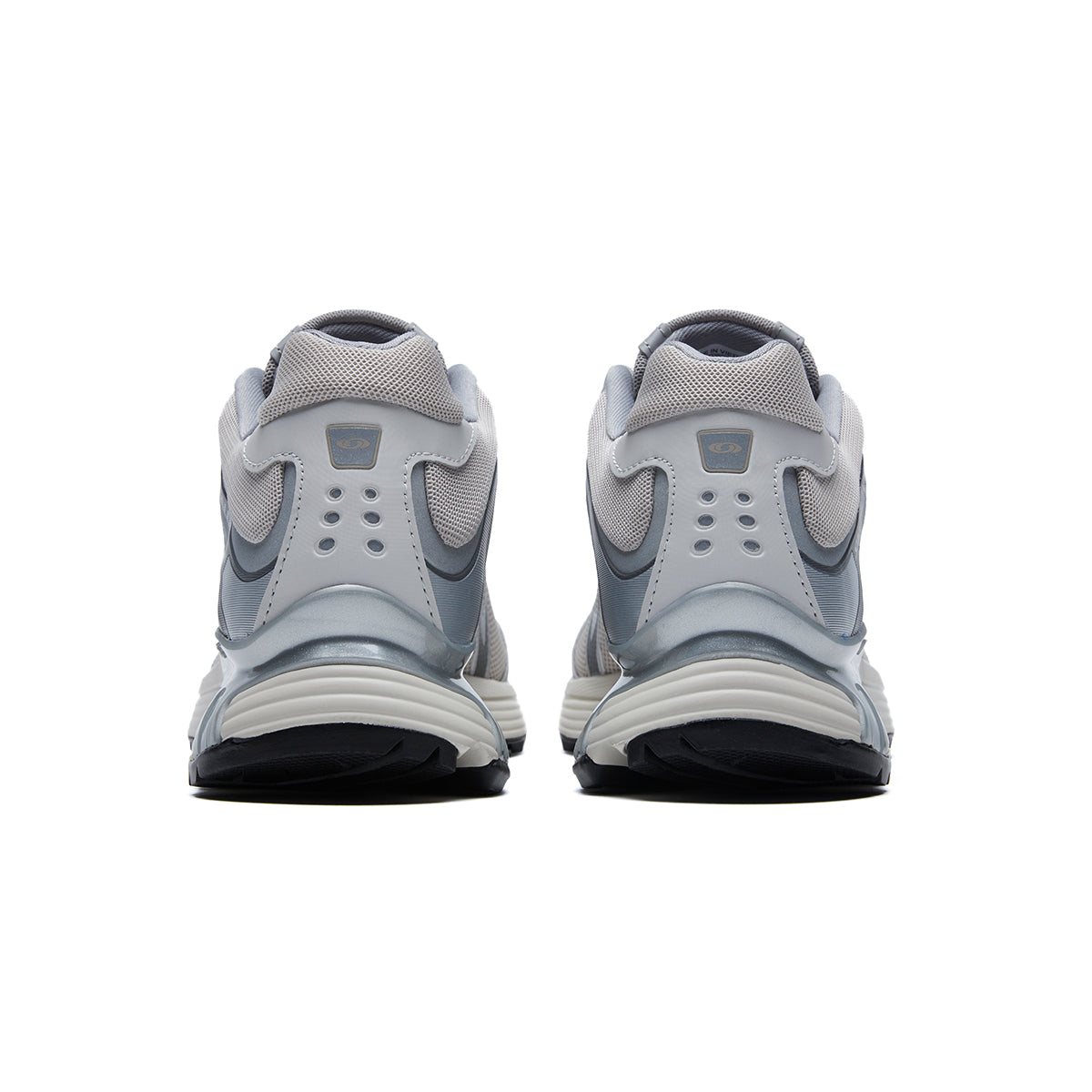 Salomon XT-Whisper Sneakers – Silver Grey / Cream / Black