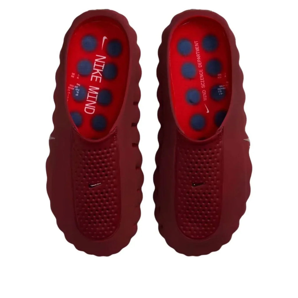 Nike Slip-On Mules – Burgundy / Red