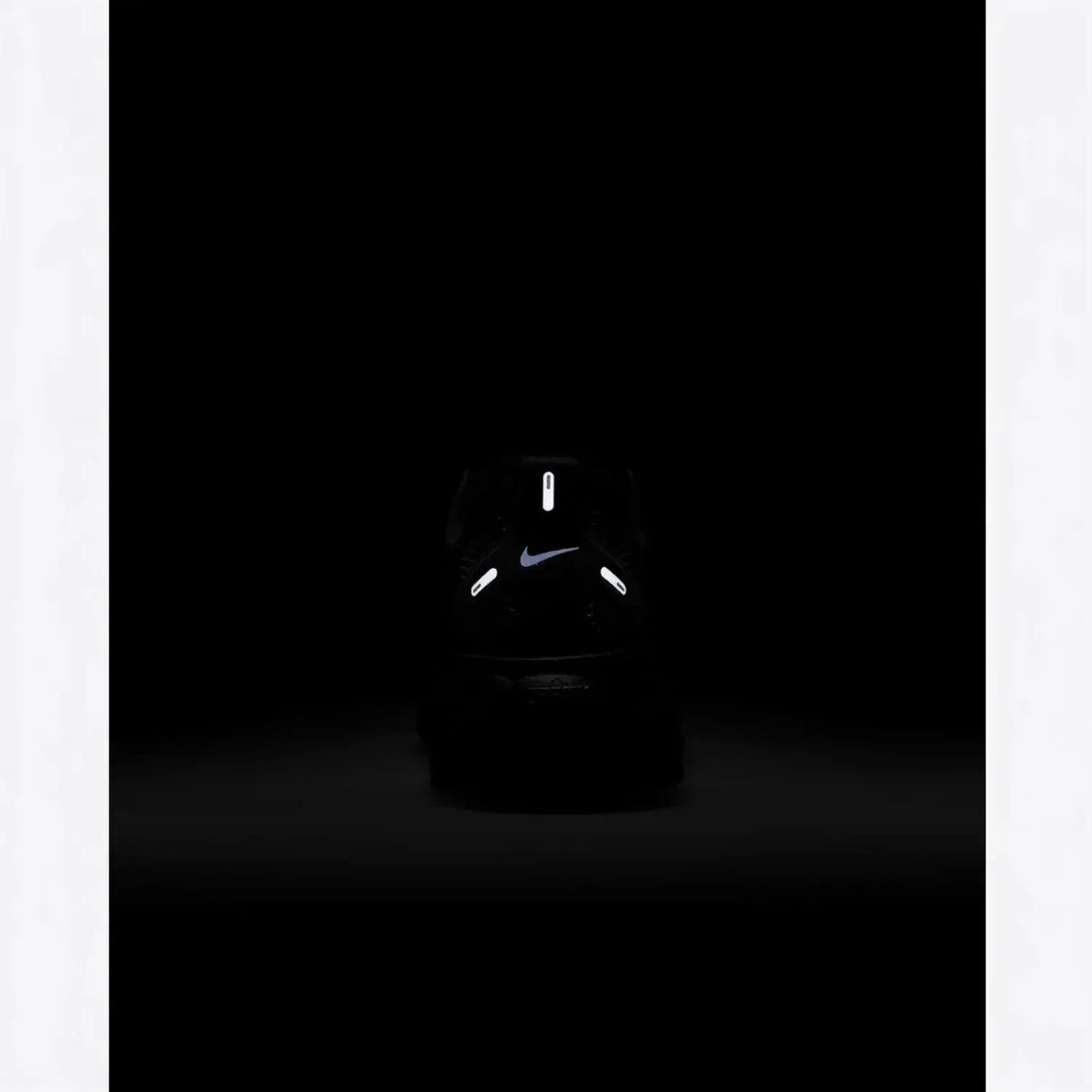 Nike Vomero 18 Running Shoes – Triple Black HM6803-005