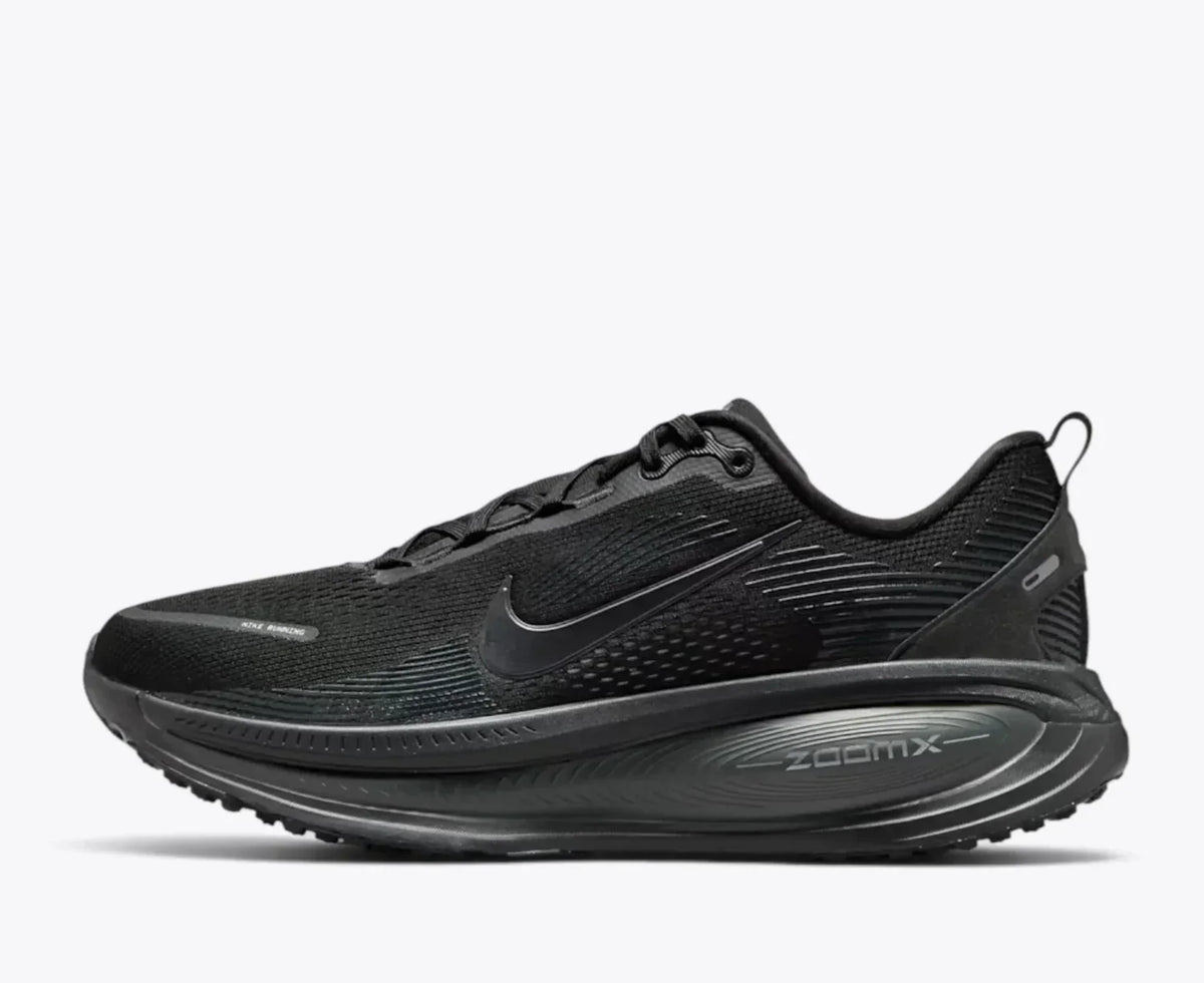 Nike Vomero 18 Running Shoes – Triple Black HM6803-005