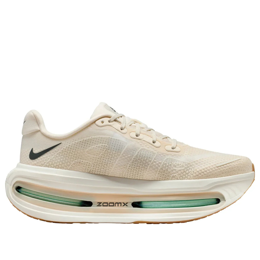 Nike Vomero Premium – Ivory / Beige Running Shoes