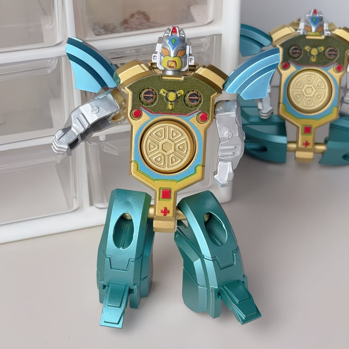 1 silvery green deformation fingertip gyroscope fun